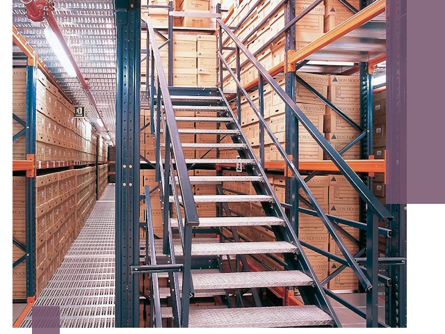 Лестницы складские прочные и безопасные под ключ в Елизове