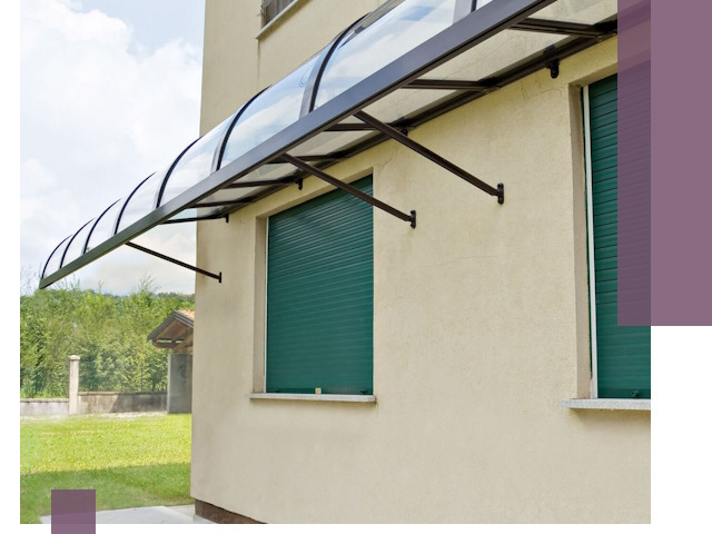 Козырьки над окнами в Елизове — изготовление и монтаж по выгоде