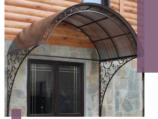 Арочные козырьки под ключ в Елизове: изготовление и монтаж