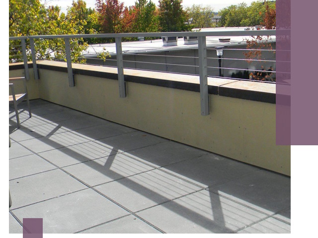 Металлические парапеты под ключ в Елизове: монтаж и изготовление